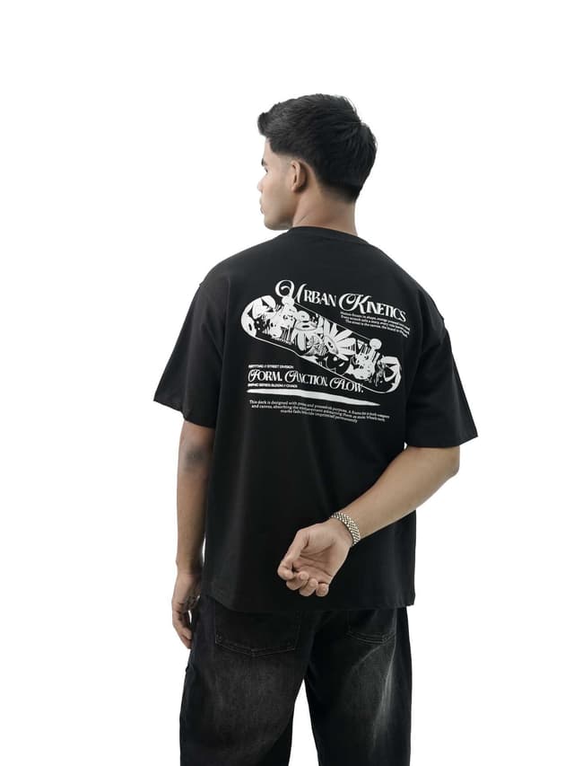 URBAN KINETICS TEE ( BLACK )
